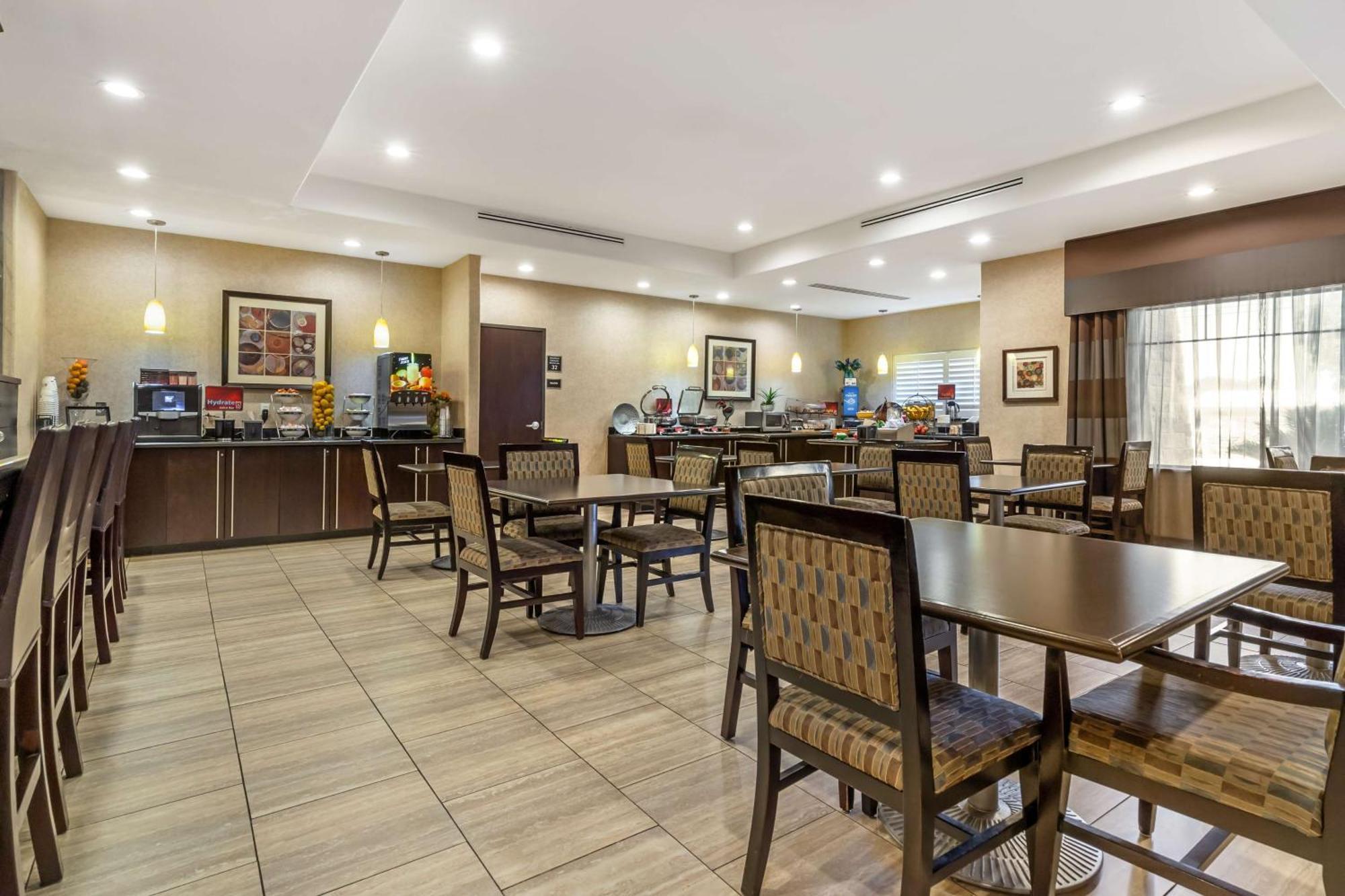 Best Western Plus Lytle Inn And Suites Exterior foto