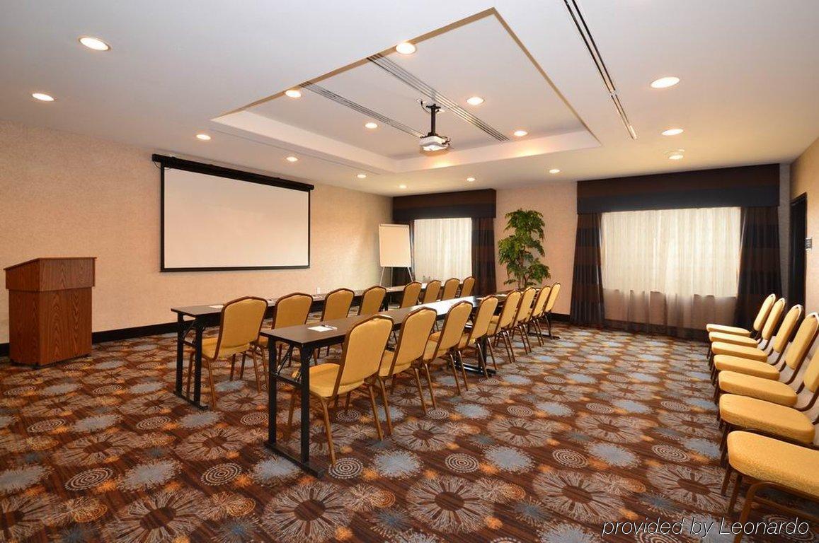 Best Western Plus Lytle Inn And Suites Negócio foto